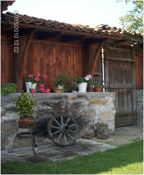 Hotel Янко Кехая à Koprivchtitsa Extérieur photo